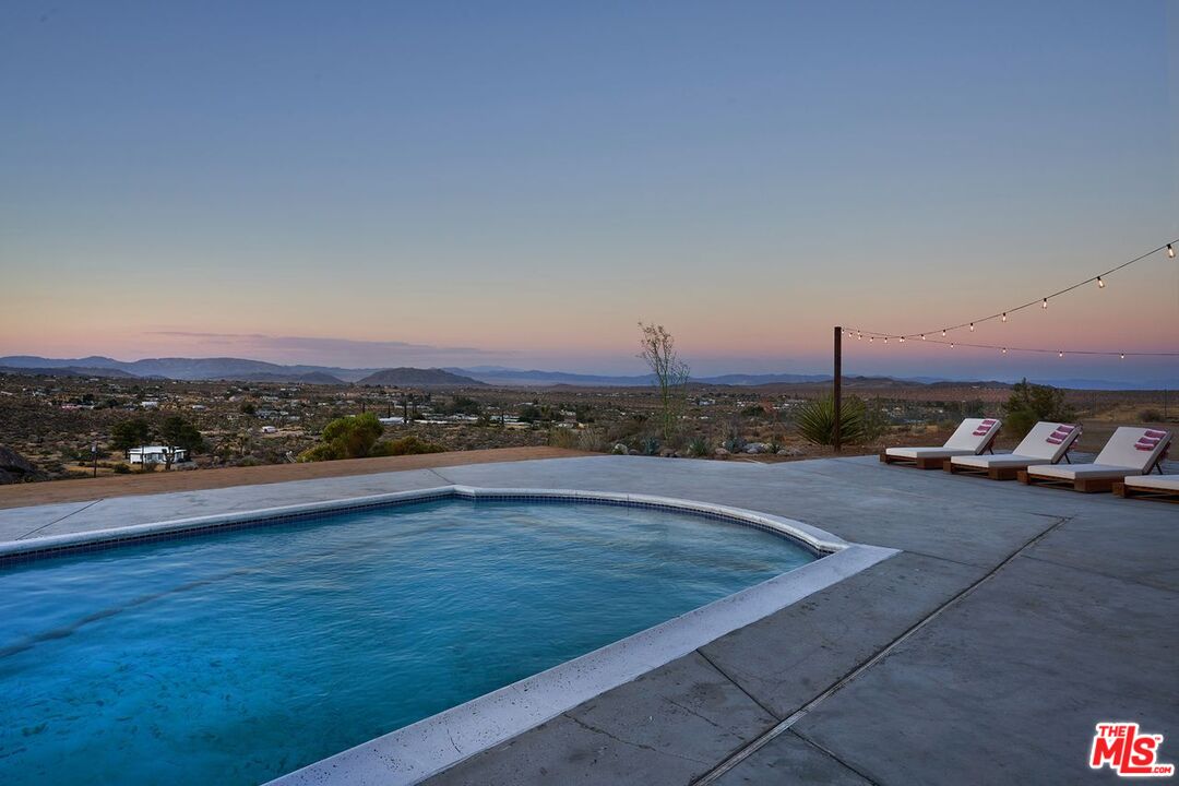 55522 Chaparral Road Yucca Valley, CA 92284 - Photo 45 of 64