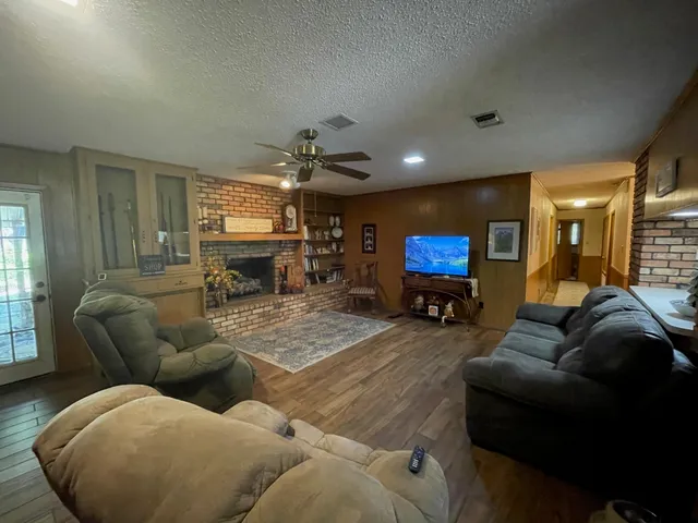 $255,000 | 1203 County Road 1127, Daingerfield, TX 75638