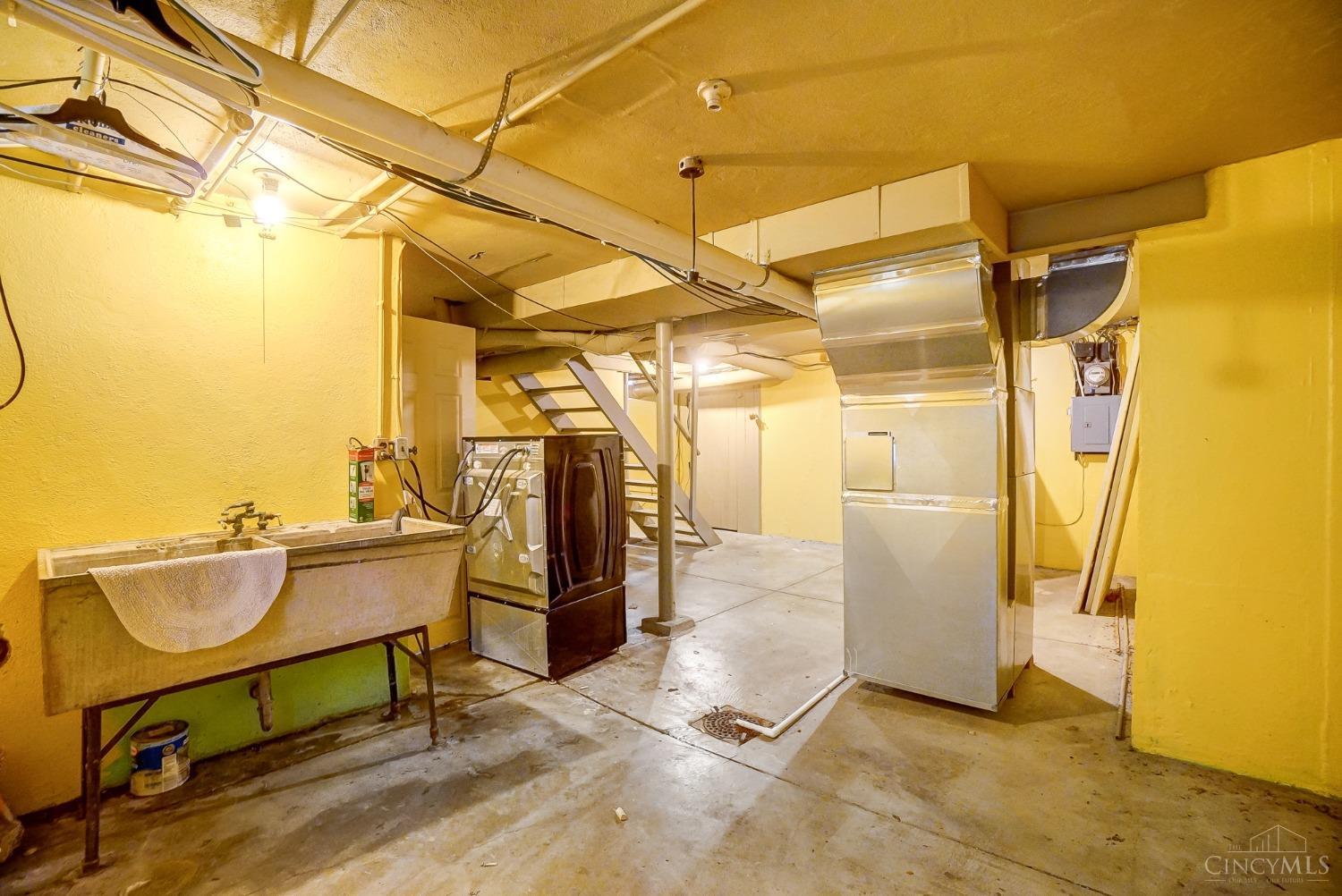 2488 Ferguson Road Cincinnati, OH 45238 - Photo 52 of 67 Gallery Image 52