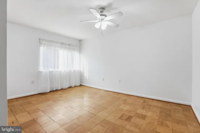 $233,500 | 12207 Braxfield Court, Unit 53, Rockville, MD 20852