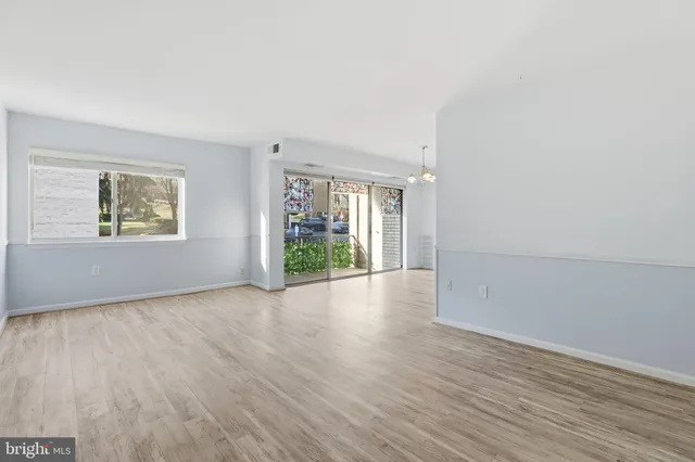 $233,500 | 12207 Braxfield Court, Unit 53, Rockville, MD 20852