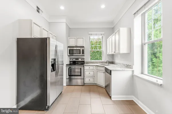 $2,900 | 1101 C Street Northeast, Unit B, Washington, DC 20002