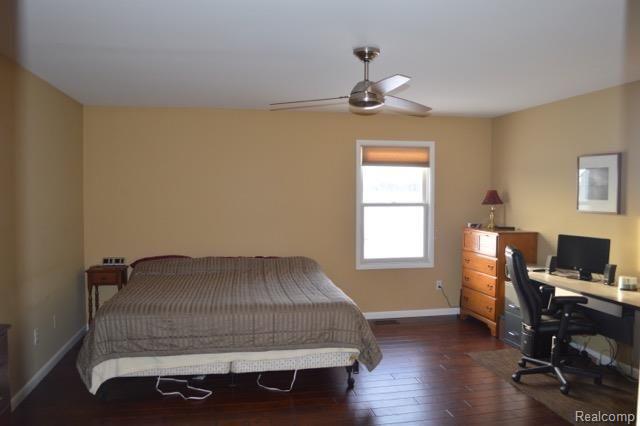 1943 Cove Road Goodells, MI 48027 - Photo 11 of 22 DSC_0645.jpg