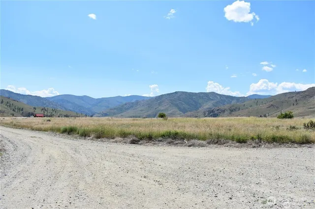 $79,500 | 4 Brook Trout Lane, Pateros, WA 98846