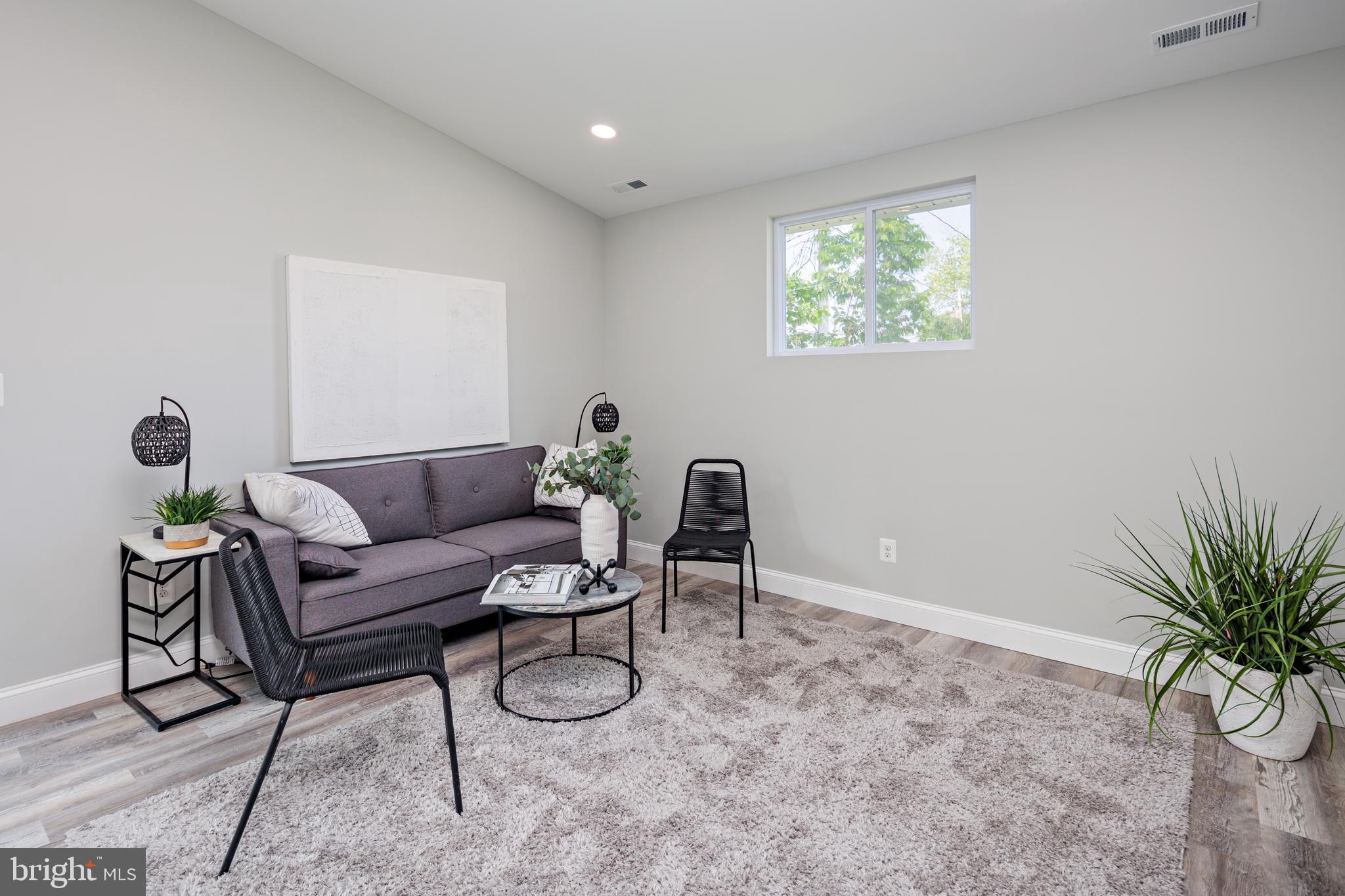 4763 Bonnie Brae Road Pikesville, MD 21208 - Photo 5 of 46