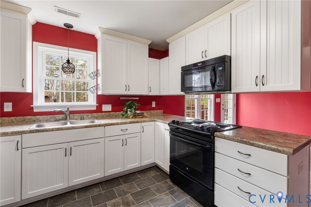 3725 Jefferson Landing Road Powhatan, VA 23139 - Photo 11 of 30