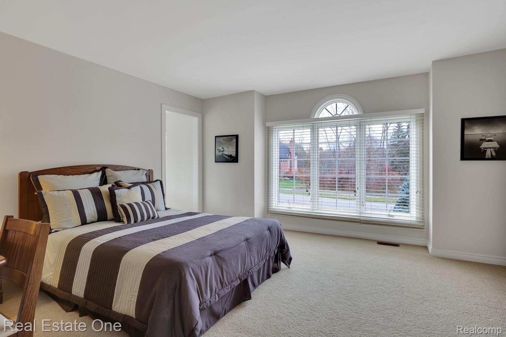 4727 Goodison Pl Drive Rochester, MI 48306 - Photo 35 of 54 AY2A4471.jpg