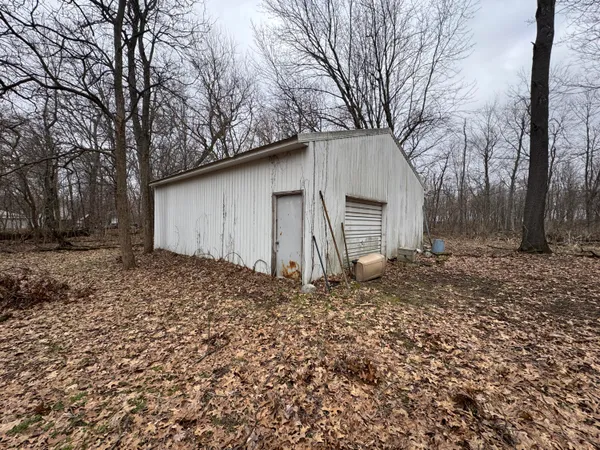 31646 Wells Street, Dowagiac, MI 49047