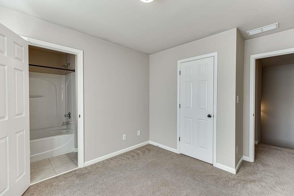 1043 Nightfall Court Northwest Suwanee, GA 30024 - Photo 20 of 39