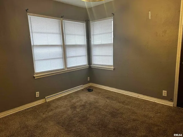 $110,000 | 300 South Street, Pekin, IL 61554