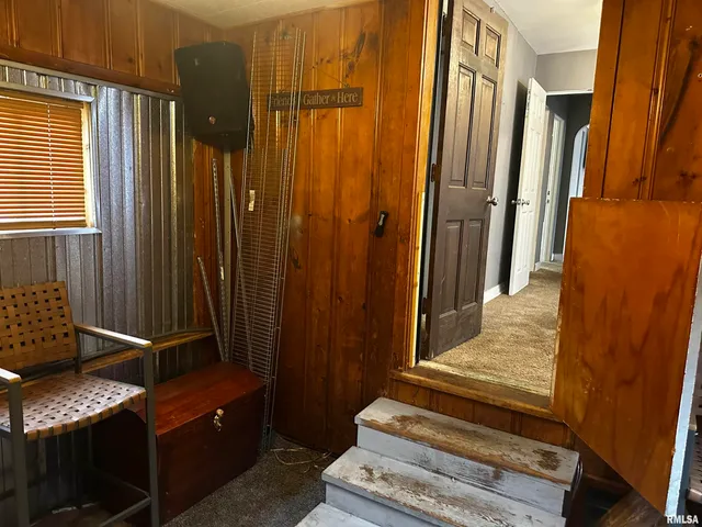 $110,000 | 300 South Street, Pekin, IL 61554