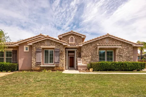 $1,099,000 | 14220 Pebble Beach Way, Valley Center, CA 92082