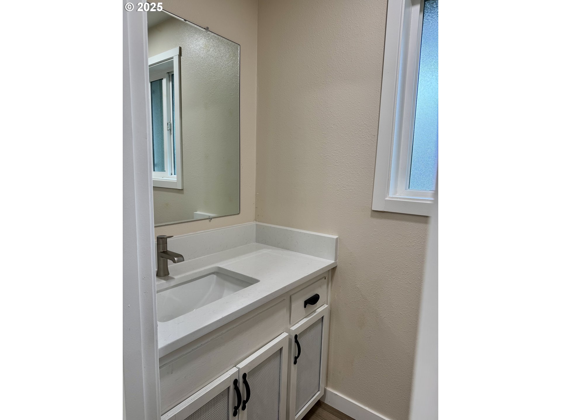 35929 Enterprise Road Creswell, OR 97426 - Photo 34 of 48 a bathroom with a sink and a mirror