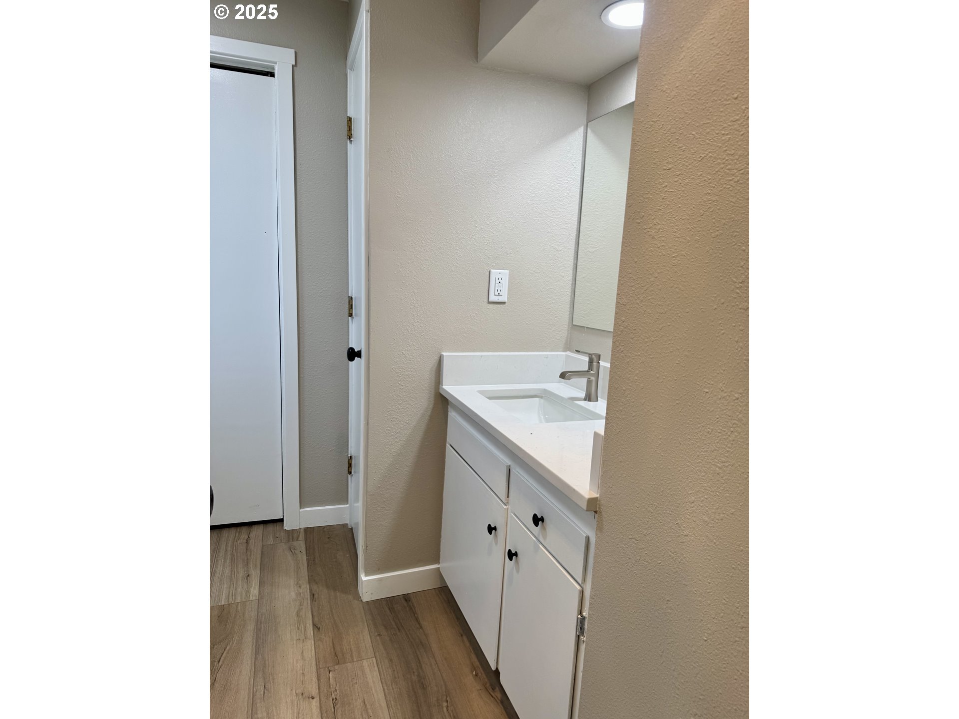 35929 Enterprise Road Creswell, OR 97426 - Photo 48 of 48 a bathroom with a granite countertop sink and a mirror