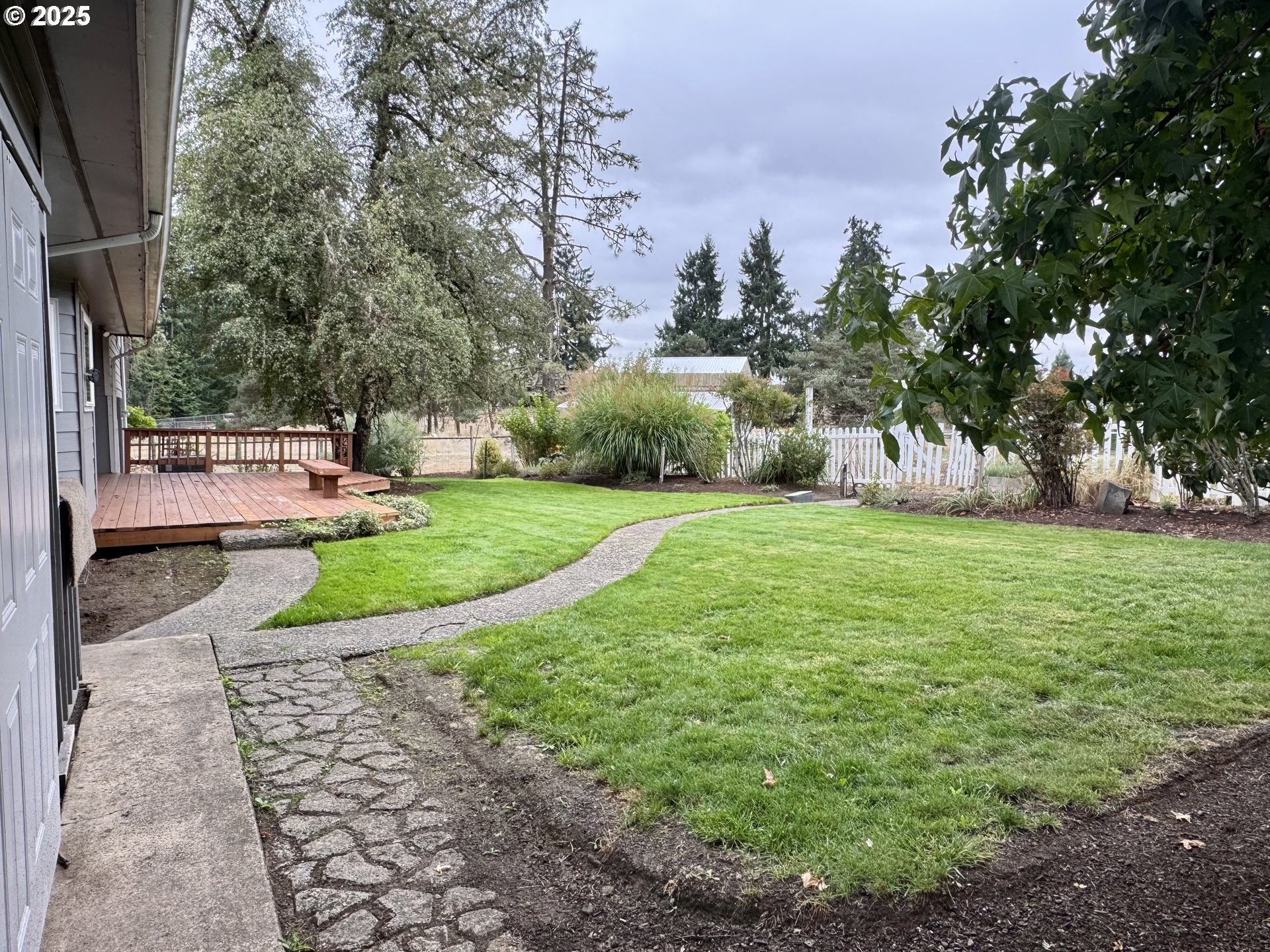 35929 Enterprise Road Creswell, OR 97426 - Photo 5 of 48 a view of a park with large trees