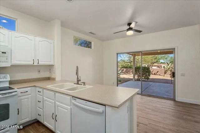$1,700 | 15066 West Cactus Ridge Way, Surprise, AZ 85374