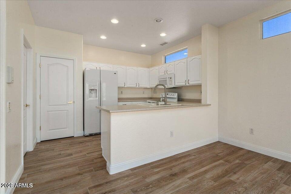 15066 West Cactus Ridge Way Surprise, AZ 85374 - Photo 15 of 30 Kitchen 15066 W Cactus Ridge Wy