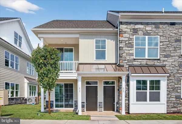 $485,000 | 409 Isabelle Court, Unit 201, Harleysville, PA 19438