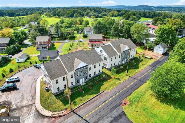 $485,000 | 409 Isabelle Court, Unit 201, Harleysville, PA 19438