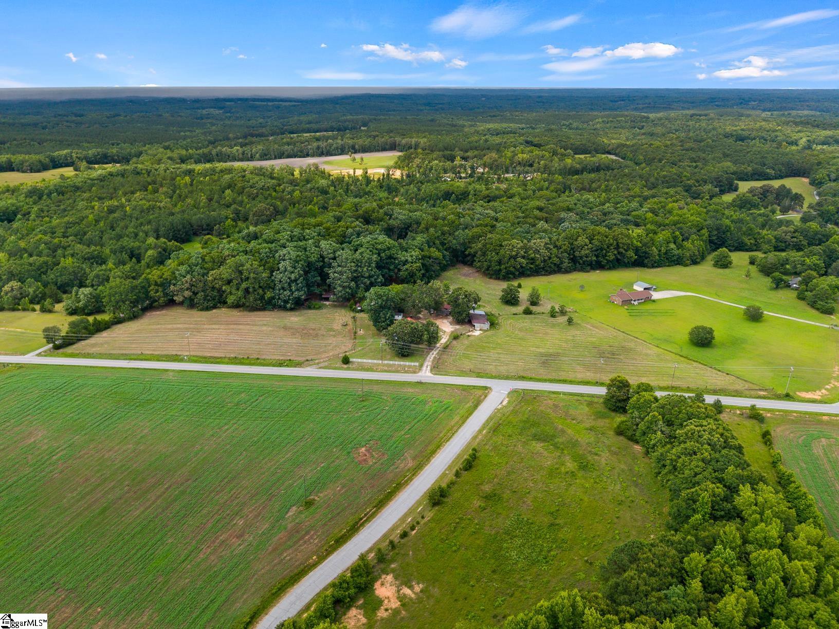 2045 Shady Grove Road Belton, SC 29627 - Photo 11 of 15