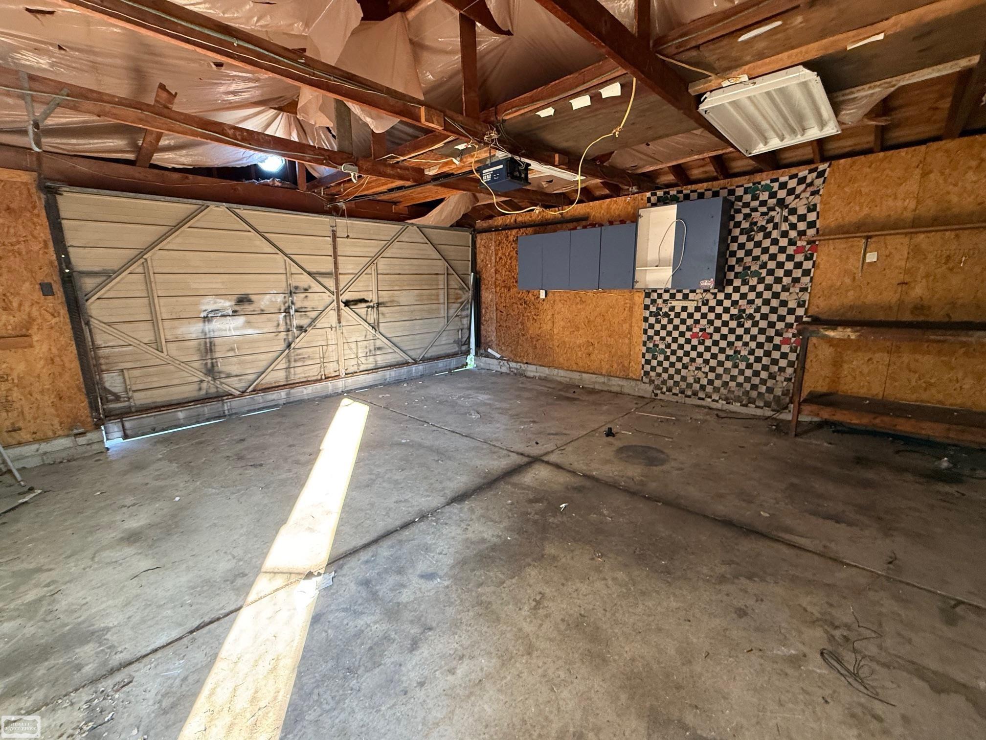 7323 Bealane Road Algonac, MI 48001 - Photo 13 of 19 50224099-75a5763b-a192-419c-a857-2cf7e6cef329.JPG