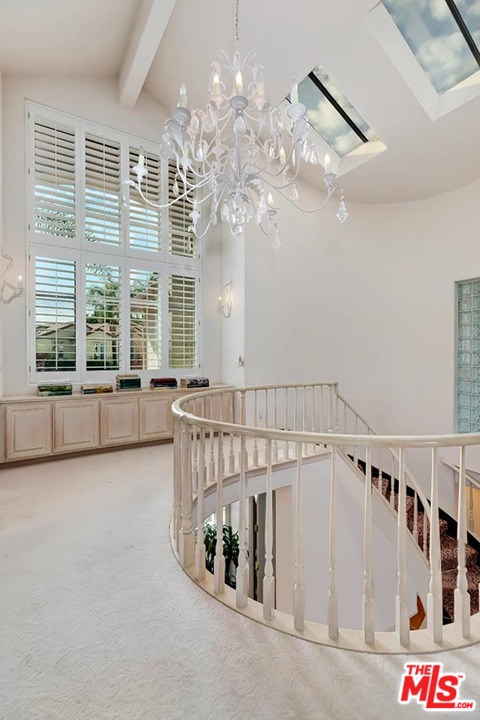 12623 Promontory Road Los Angeles, CA 90049 - Photo 20 of 44 Gallery Image 20
