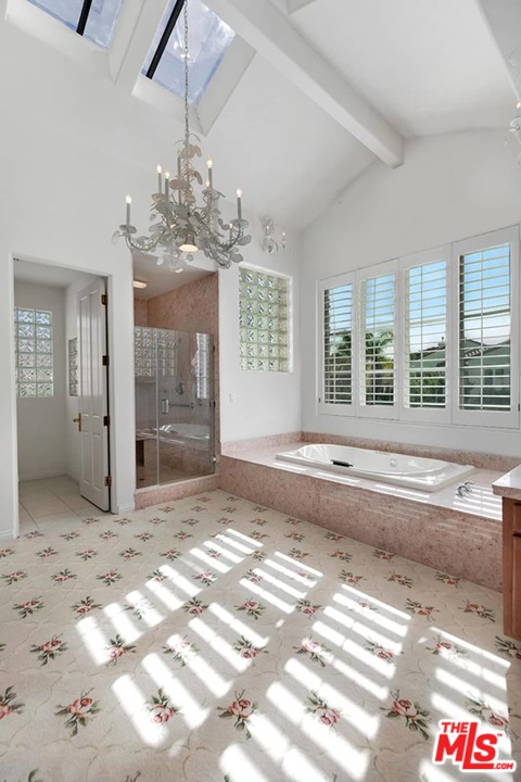 12623 Promontory Road Los Angeles, CA 90049 - Photo 28 of 44 Gallery Image 28