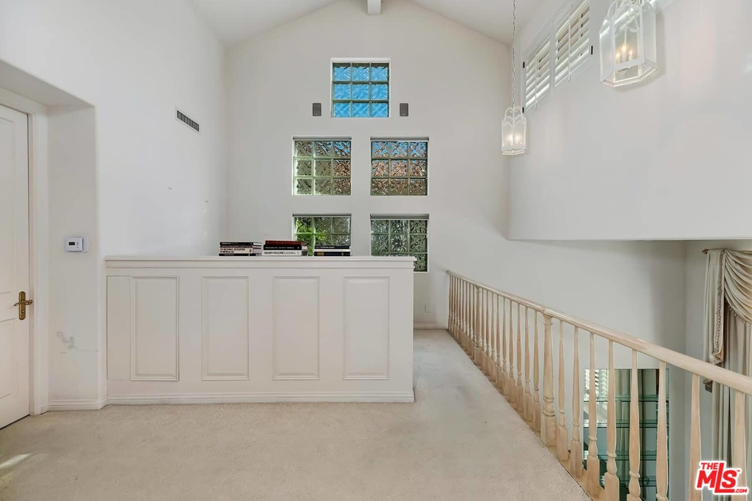 12623 Promontory Road Los Angeles, CA 90049 - Photo 29 of 44 Gallery Image 29
