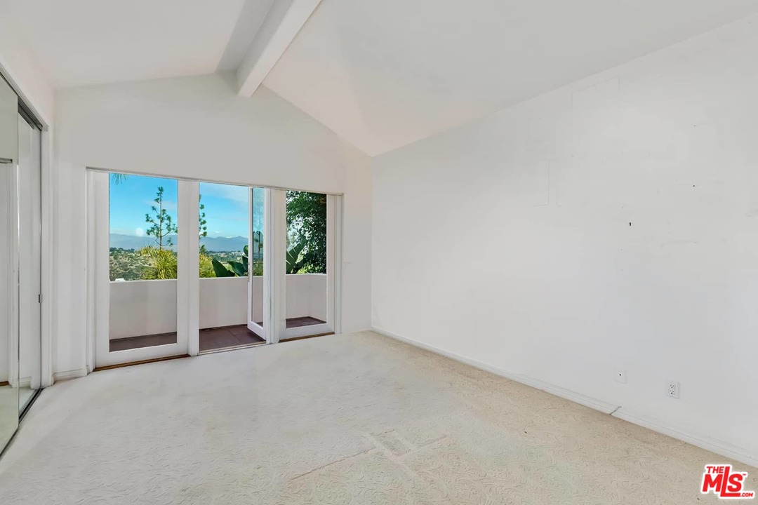 12623 Promontory Road Los Angeles, CA 90049 - Photo 30 of 44 Gallery Image 30