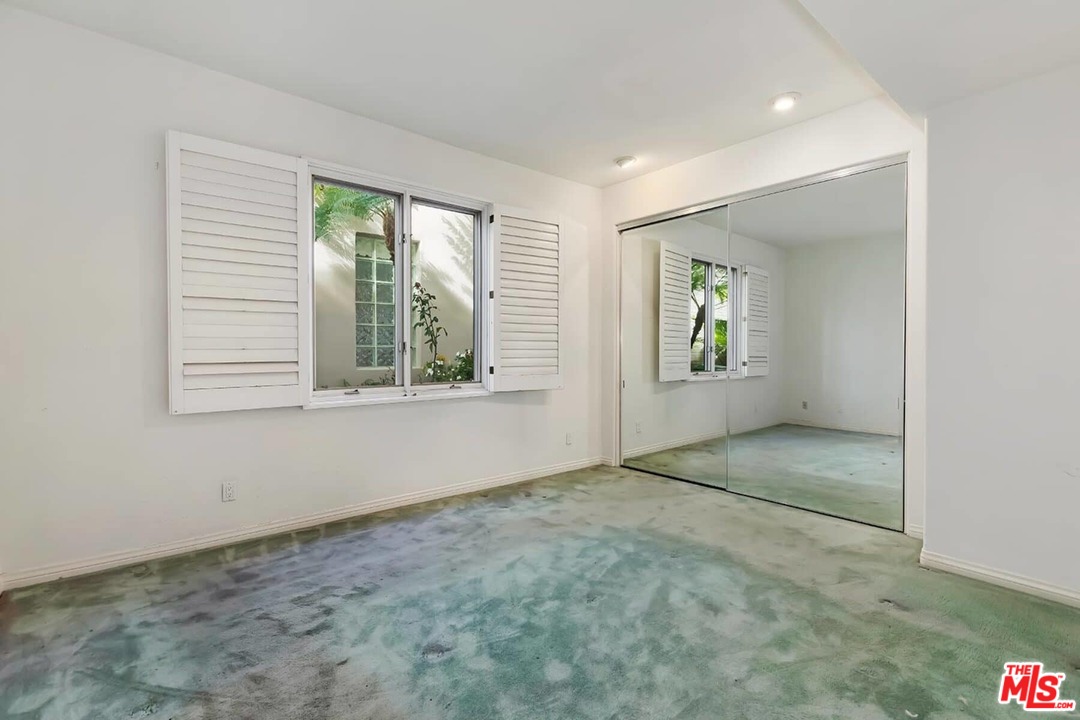 12623 Promontory Road Los Angeles, CA 90049 - Photo 35 of 44 Gallery Image 35