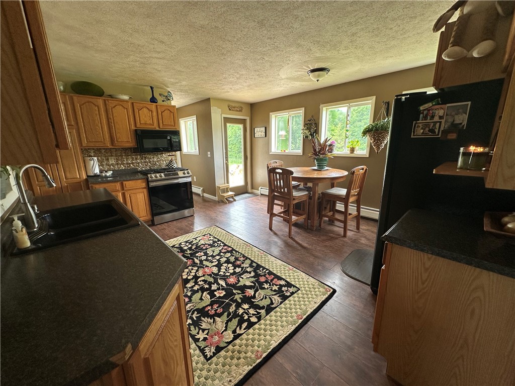 8669 West Loop Road Montezuma, NY 13140 - Photo 6 of 23