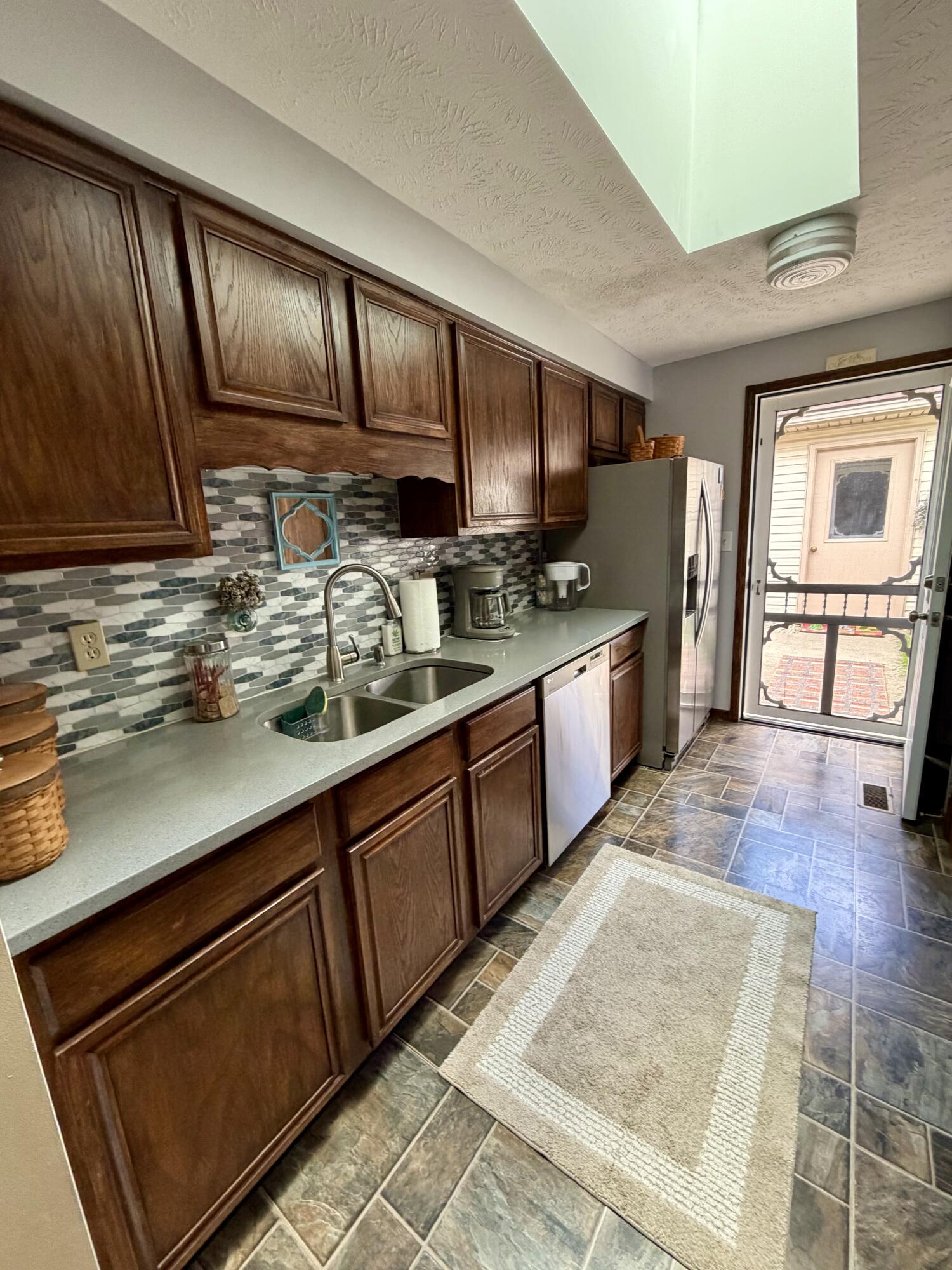 4250 Midfield Street Springfield, OH 45503 - Photo 12 of 25