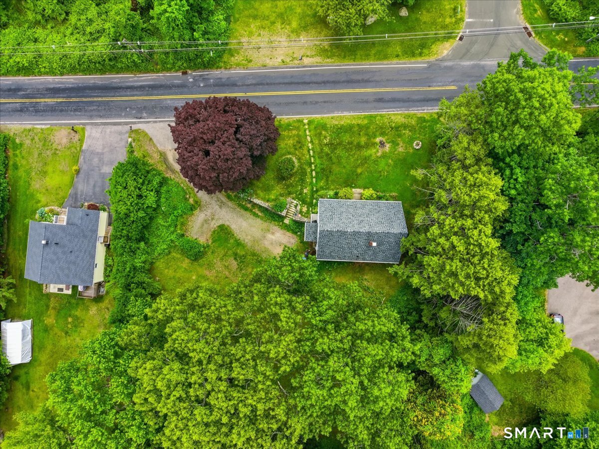 48 Maple Road Mansfield, CT 06268 - Photo 3 of 31