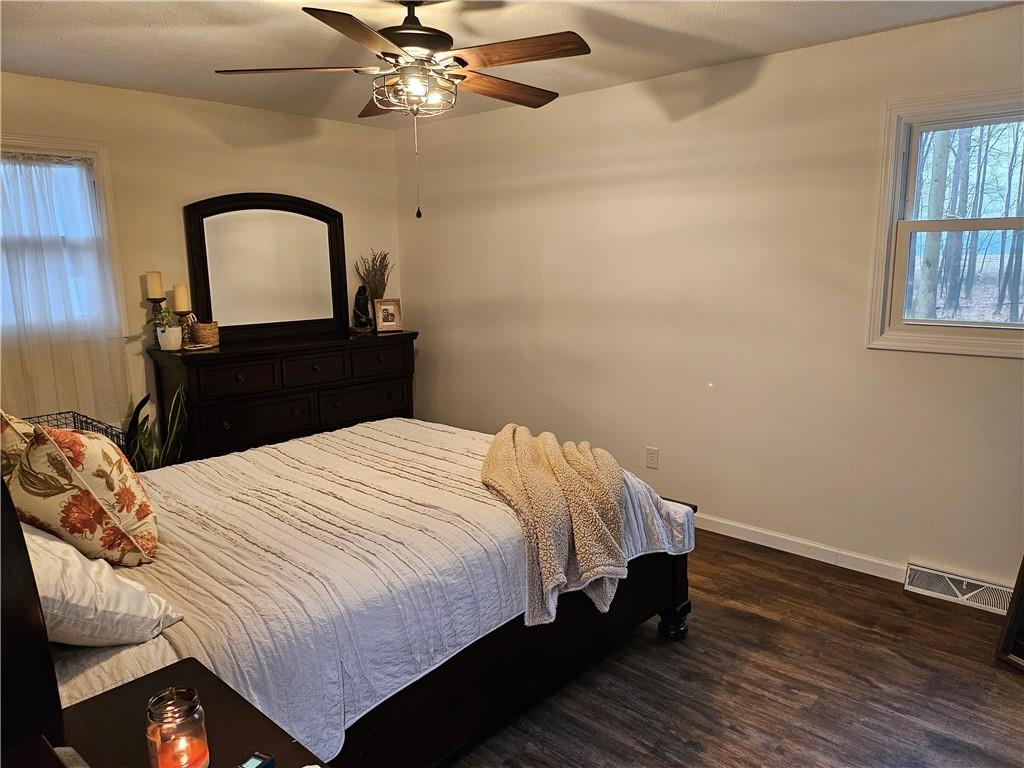 139 Sunset Road Grove City, PA 16127 - Photo 30 of 48 a bedroom with a bed and a window