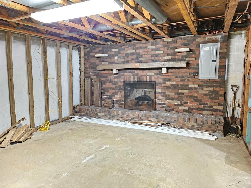 139 Sunset Road Grove City, PA 16127 - Photo 48 of 48 a view of a fireplace with an empty room