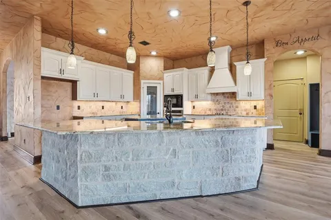 $665,000 | 873 Canyon Creek Lane, Weatherford, TX 76087