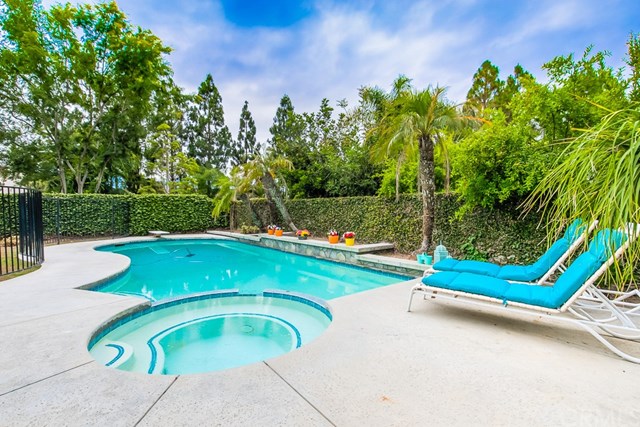 24 Silveroak Irvine, CA 92620 - Photo 42 of 49 a view of a backyard