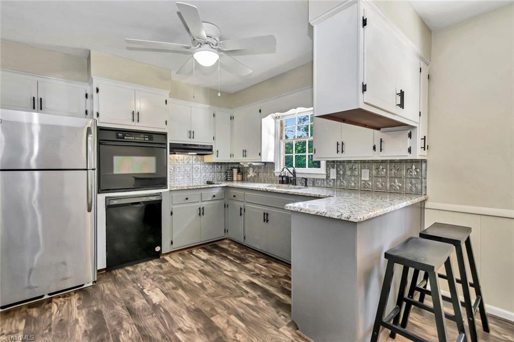 3239 Windy Ridge Road North Wilkesboro, NC 28659 - Photo 8 of 45