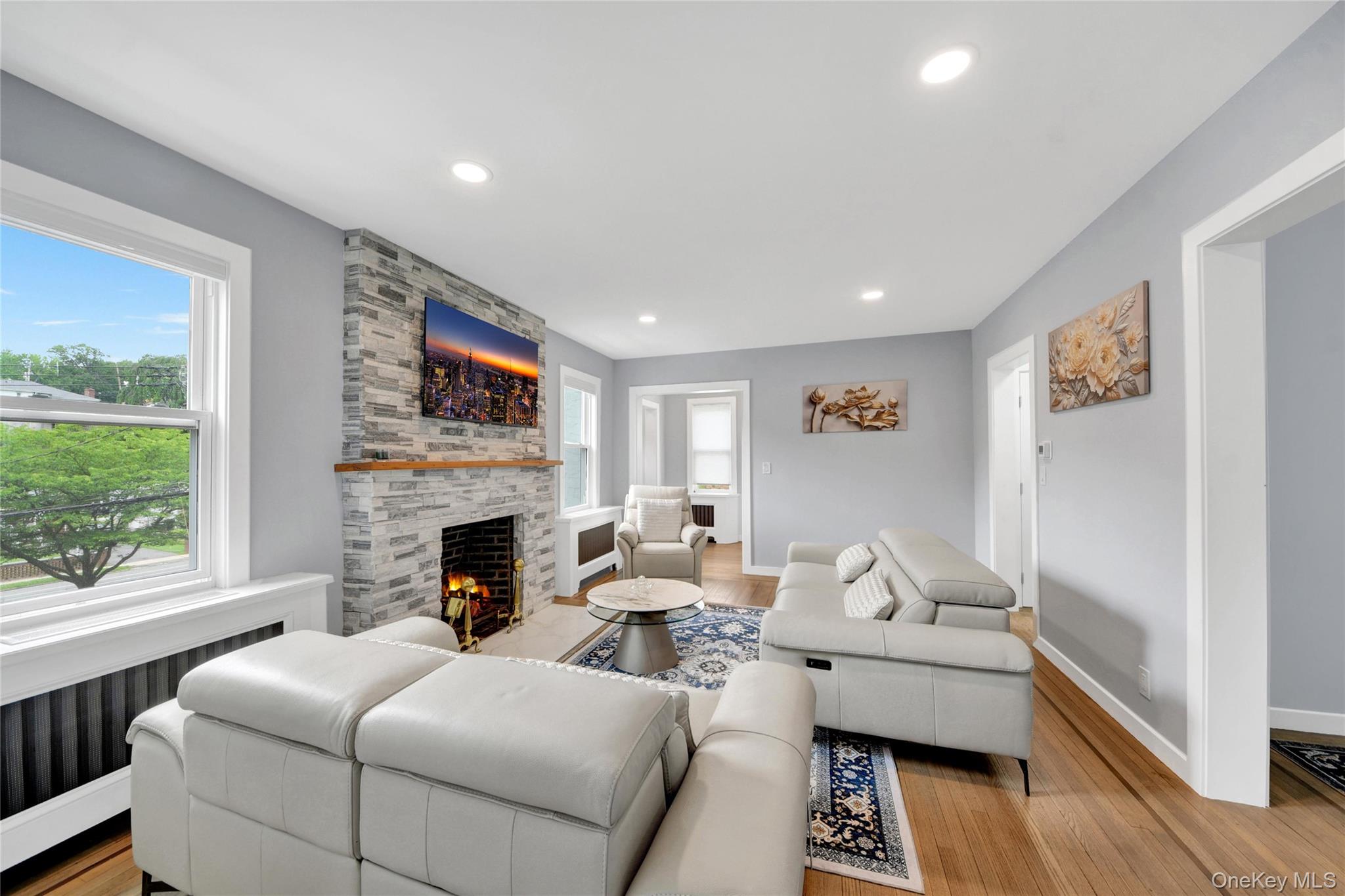 210 Rumsey Road Yonkers, NY 10705 - Photo 5 of 31