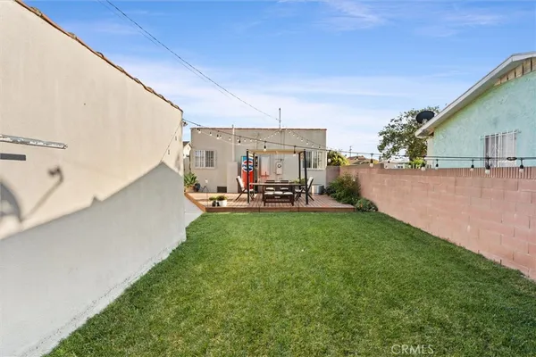 $629,000 | 527 West 106th Street, Los Angeles, CA 90044