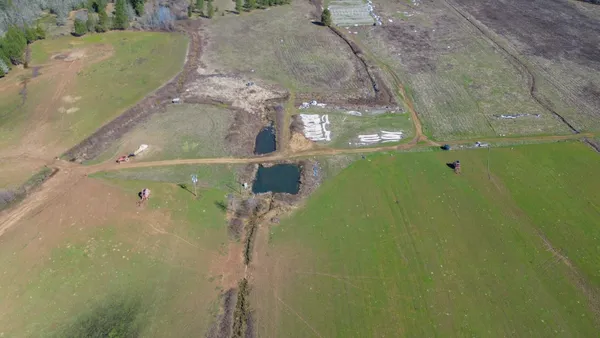 $825,000 | 2131 White School House Road, Cave Junction, OR 97523