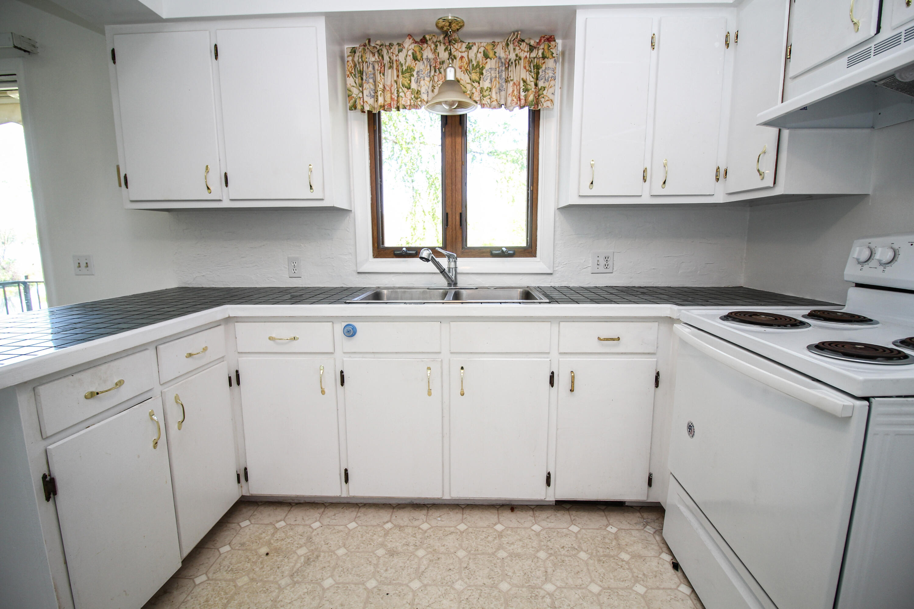 57436 Gearharts Landing Road Three Rivers, MI 49093 - Photo 11 of 59 Gearhart Landing-16