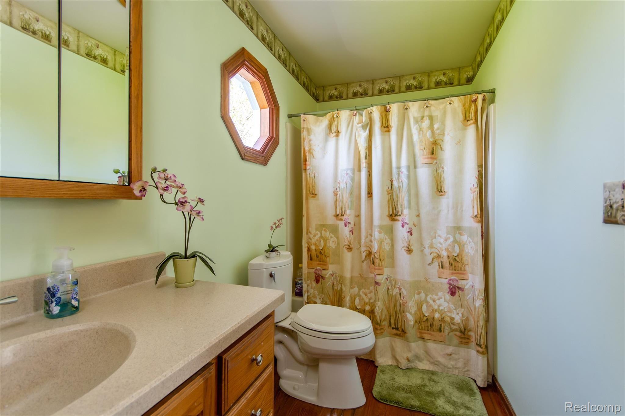 3099 Vincent Road North Street, MI 48049 - Photo 18 of 24 DSC_5628enf.jpg