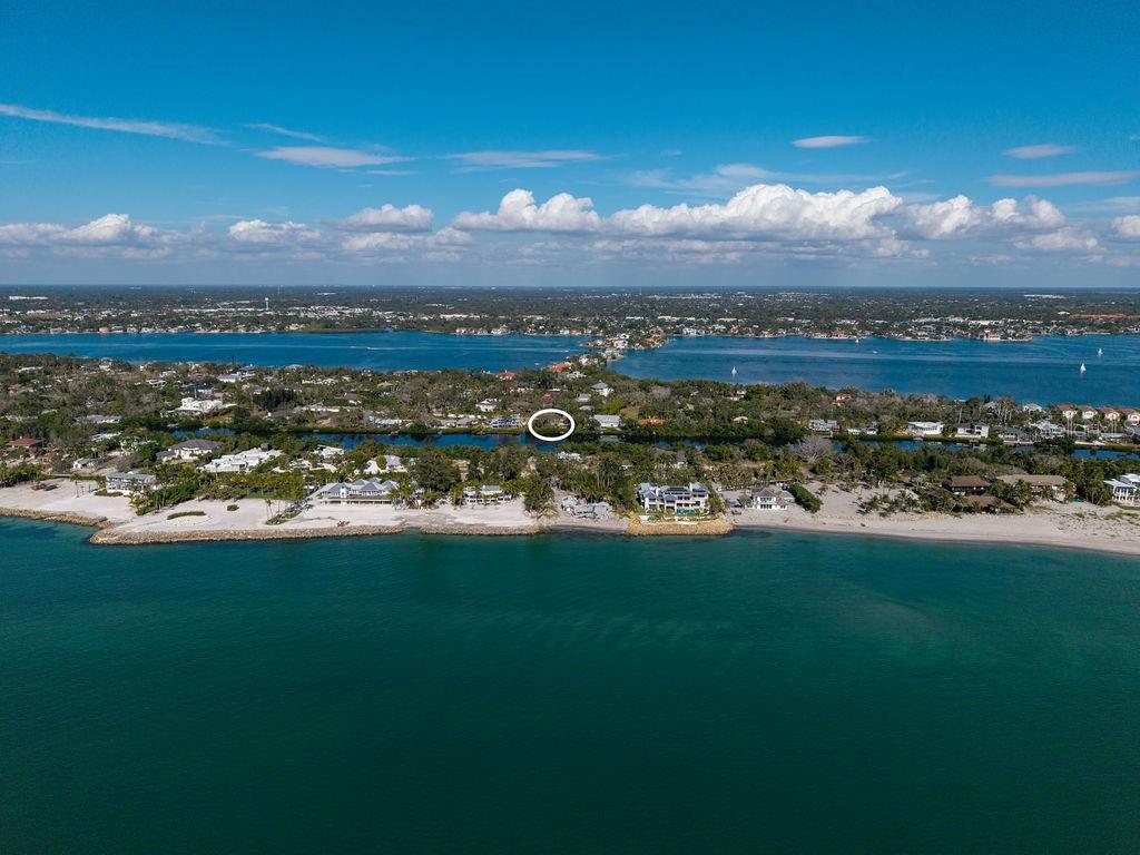 7676 Midnight Pass Road Sarasota, FL 34242 - Photo 12 of 20 Gallery Image 12