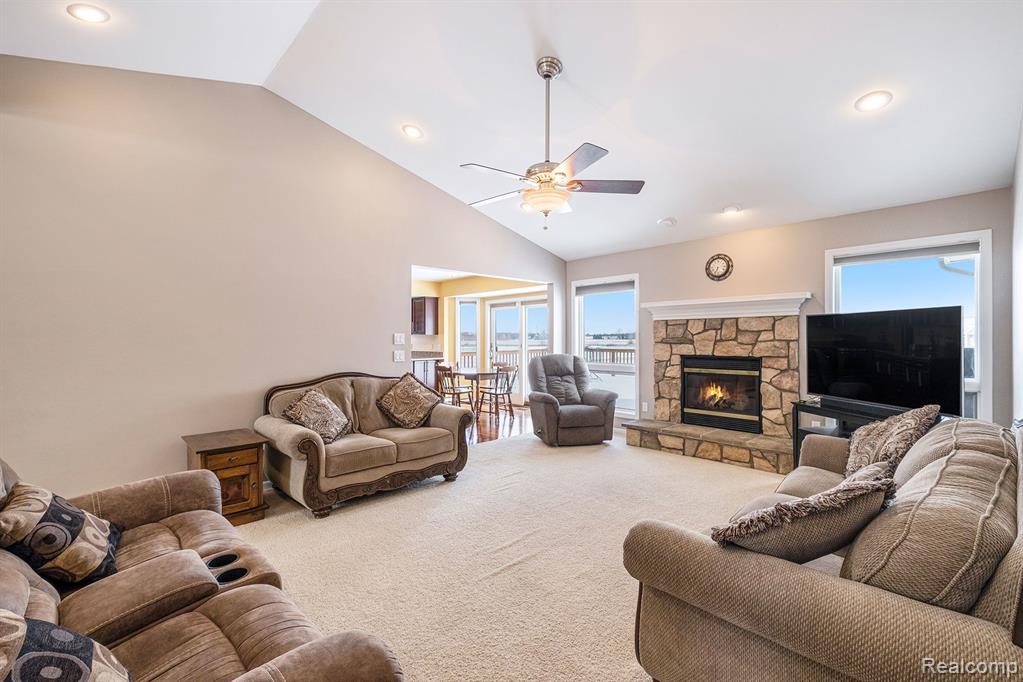 6197 Sharp Road Swartz Creek, MI 48473 - Photo 2 of 23
