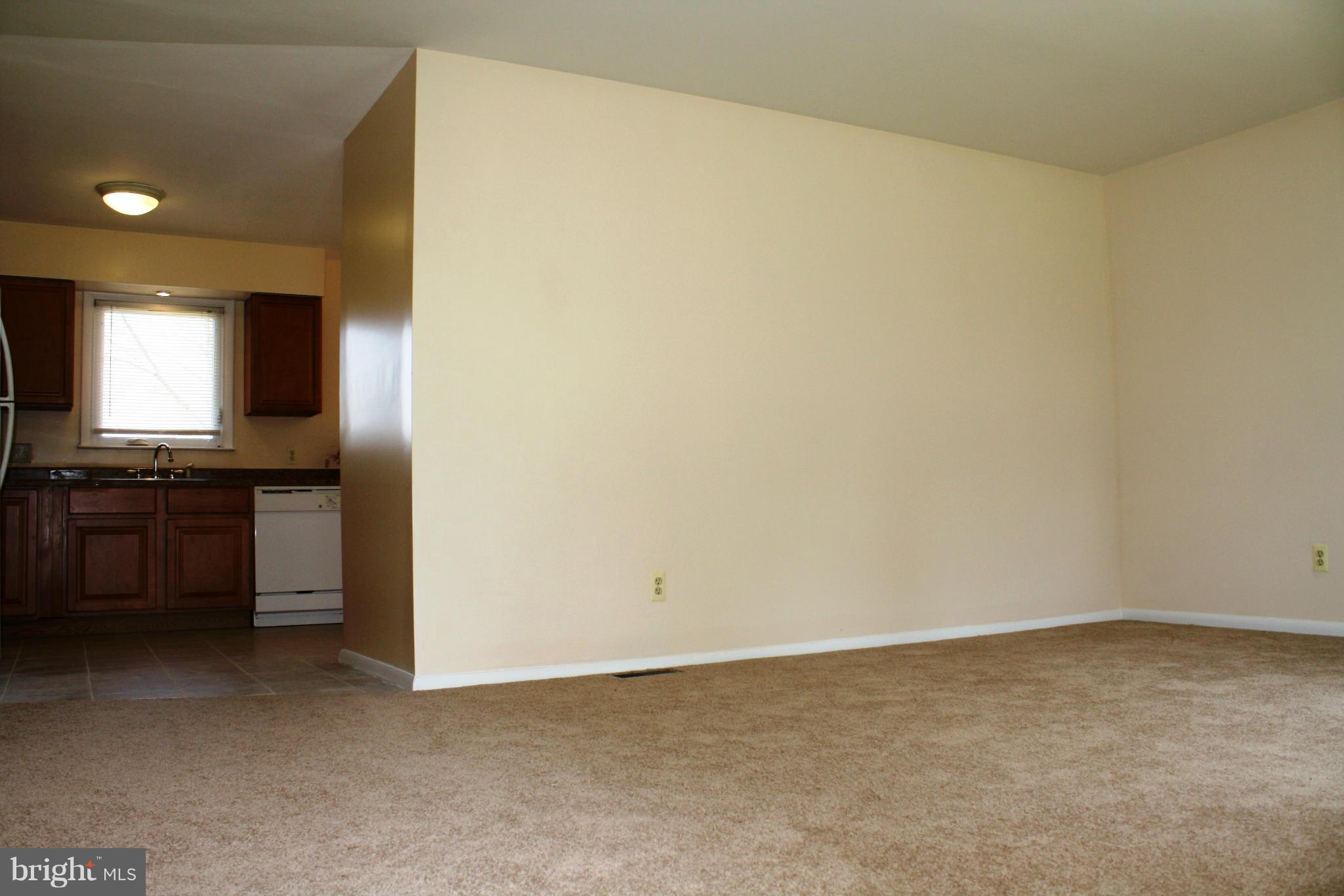 351 Chrome Road Rising Sun, MD 21911 - Photo 4 of 20 Living Room