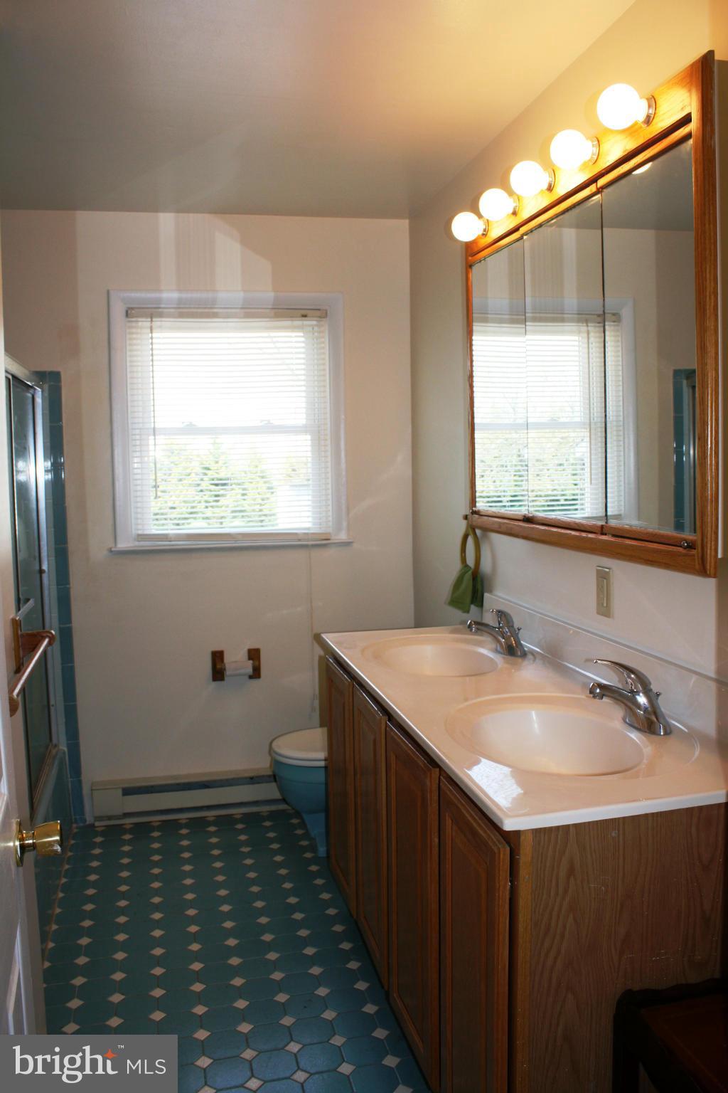 351 Chrome Road Rising Sun, MD 21911 - Photo 9 of 20 Bath