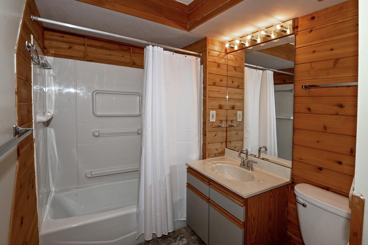 3826 Lincoln Road Cincinnati, OH 45247 - Photo 34 of 38 Gallery Image 34