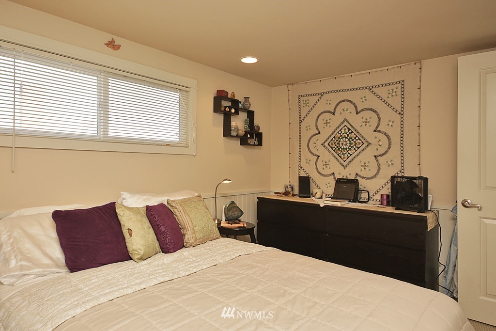 6226 South Brighton Beach Road Clinton, WA 98236 - Photo 9 of 23 Gallery Image 9
