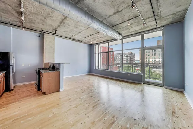 $249,000 | 50 East 16th Street, Unit 414, Chicago, IL 60616